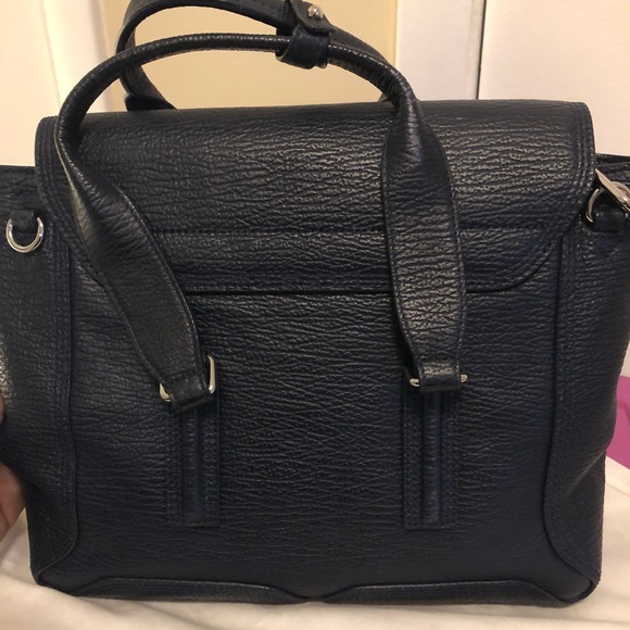 3.1 Phillip Lim Pashto Medium in NAVY - Picture 4 of 4